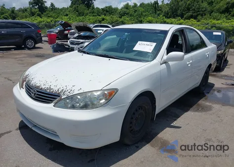 2005 Toyota Camry Le из США, поврежденный, VIN 4T1BE32K25U424706